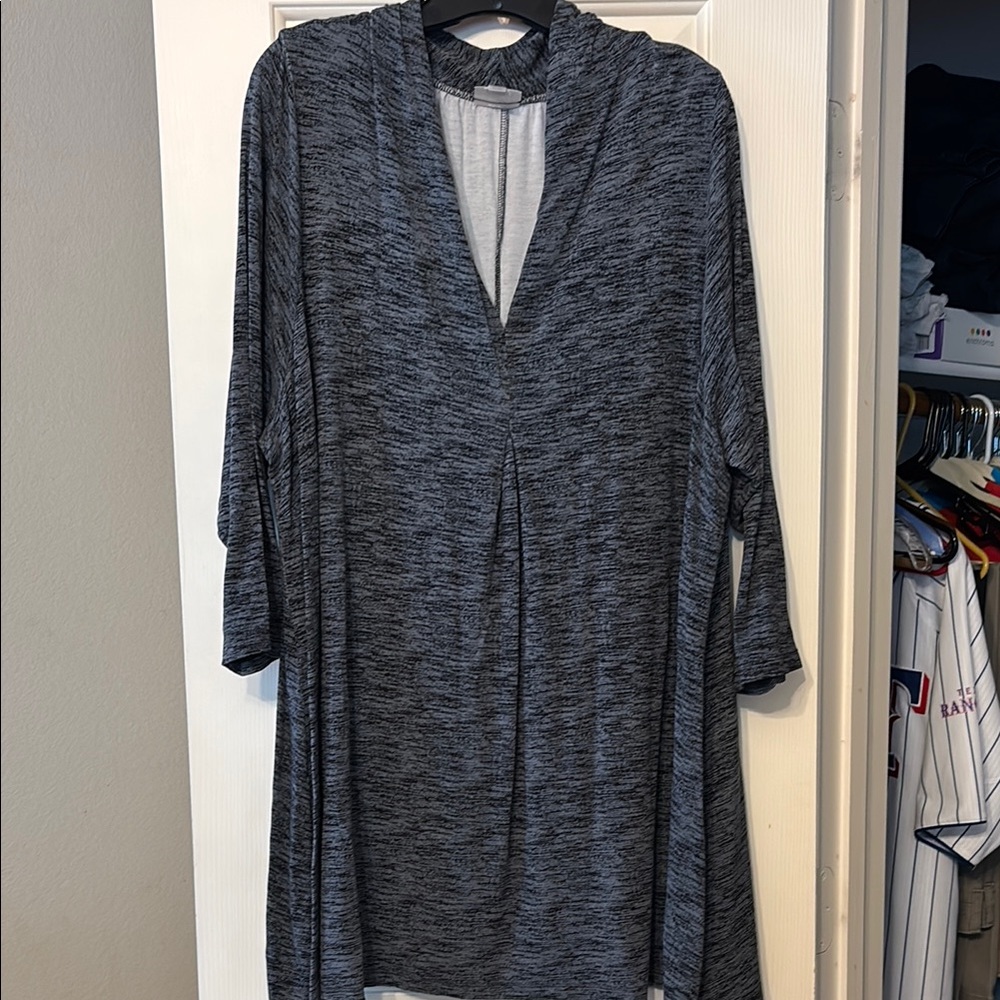 Avenue Gray Dolman Sleeve V-Neck Tunic